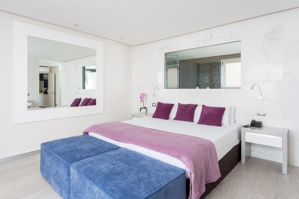Appartement 3 Chambres de Luxe avec Baignoire Spa (6 Adultes) - Vue sur Mer