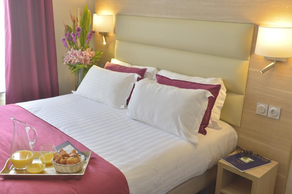 Double Room or Twin Room