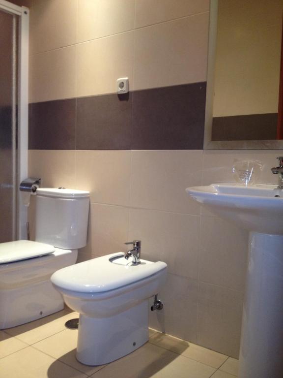 Twin Room Private Bathroom