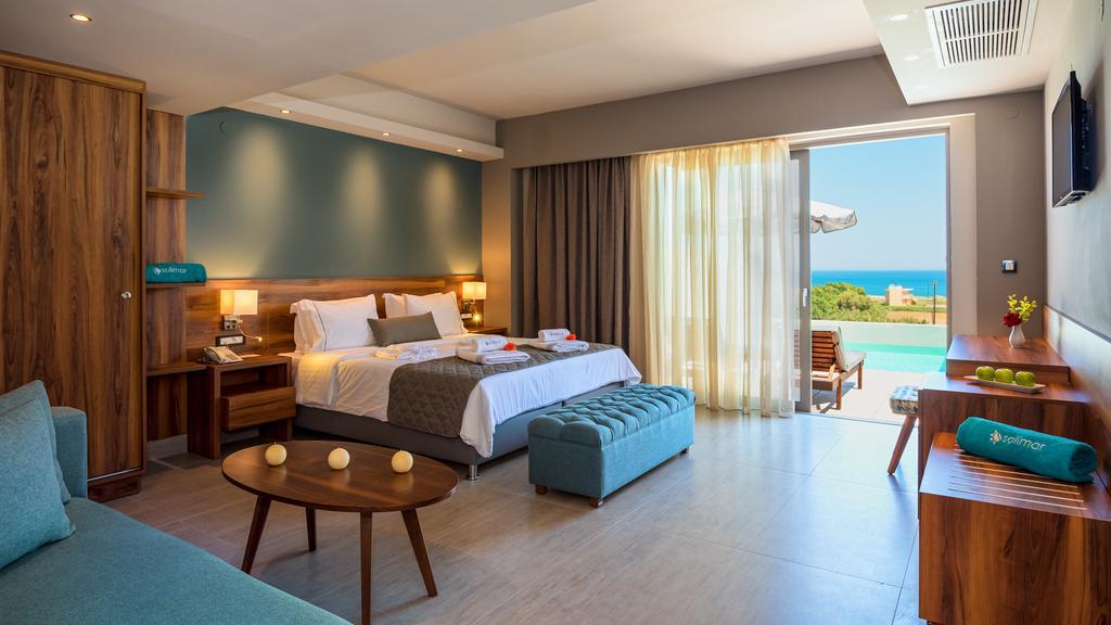 Superior Suite Private Pool