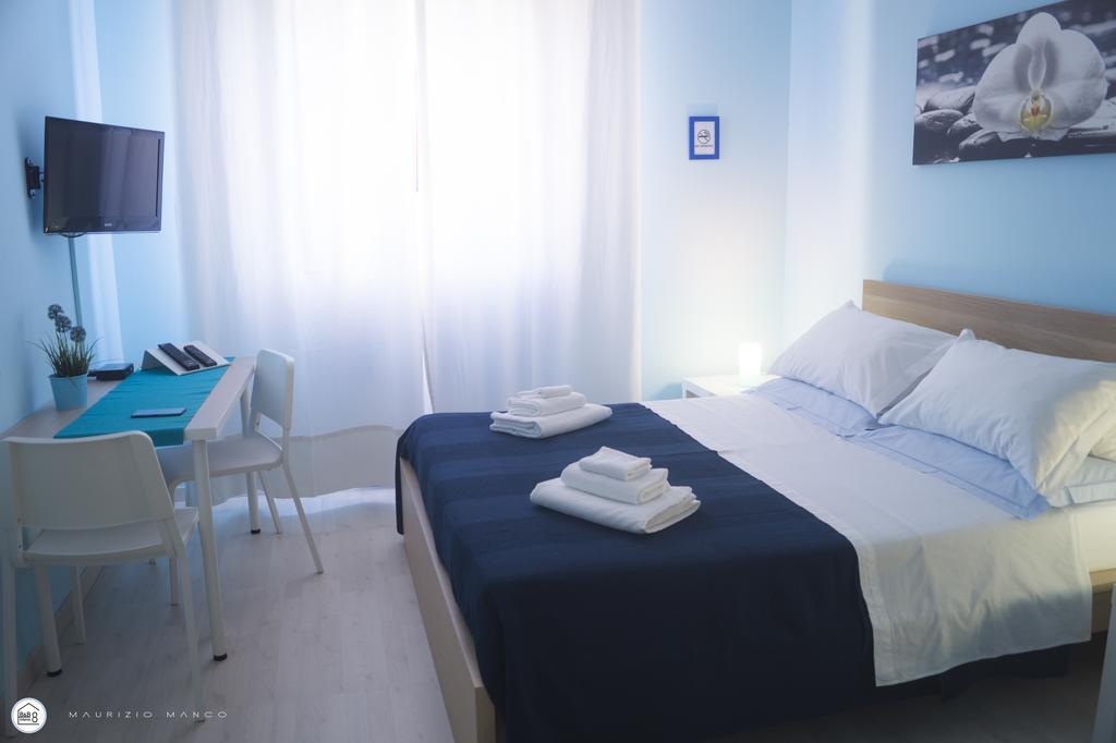 Double Room Private External Bathroom