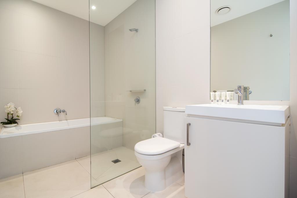 Two-Bedroom Apartment Pool Mountain View