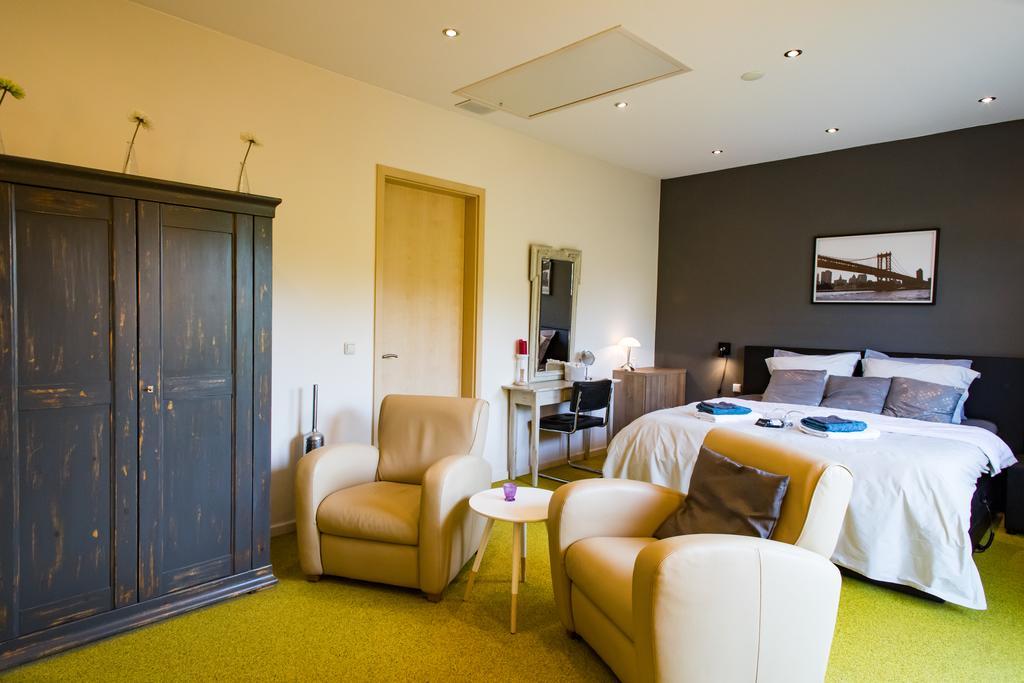 Large King Room