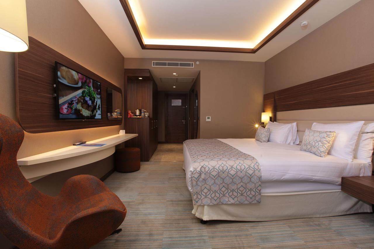 Quarto Superior com Cama King-size