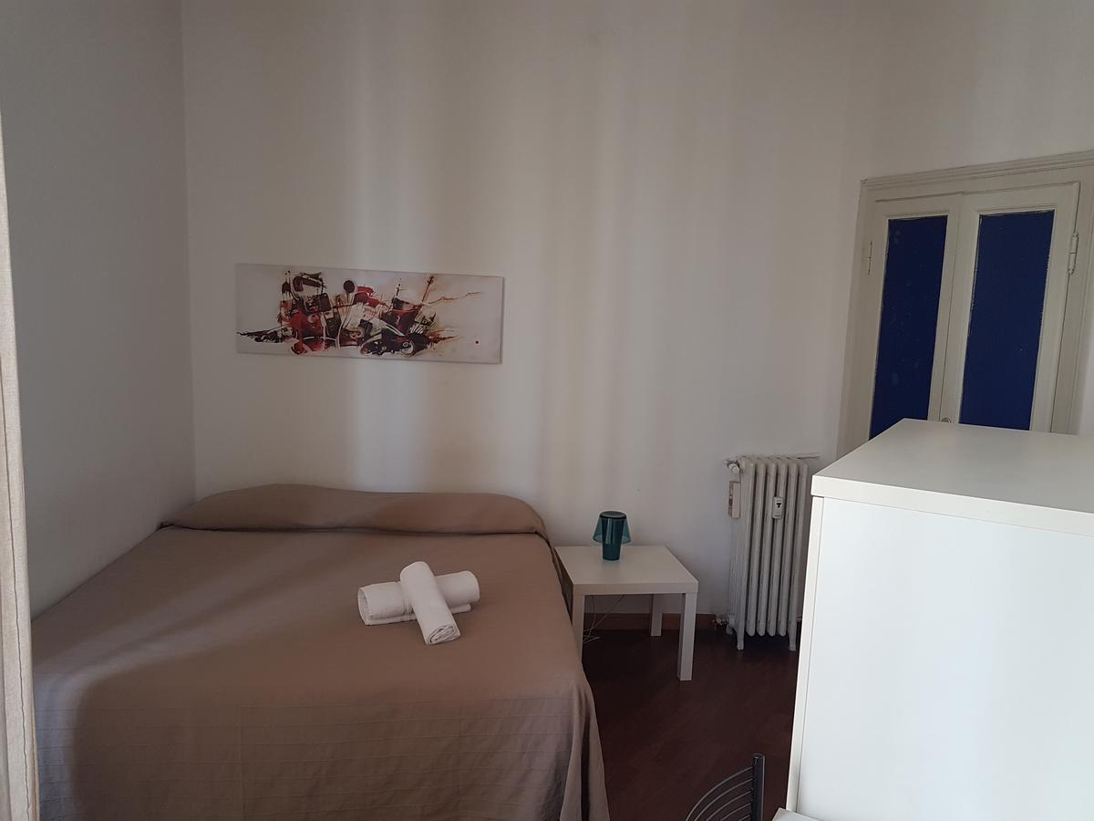 Double Room with Shared Bathroom and Balcony,526818924:JPEG