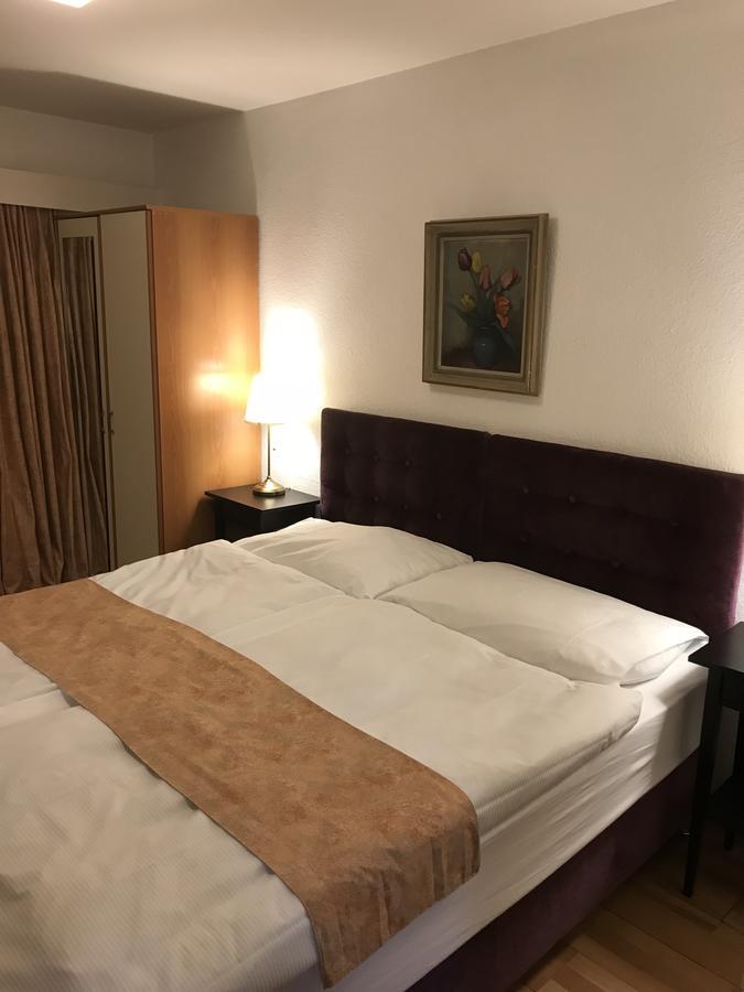 Double Room Private Bathroom
