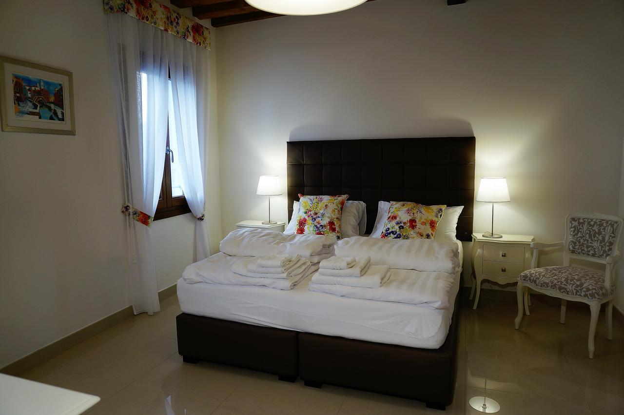 Double or Twin Room Disability Access