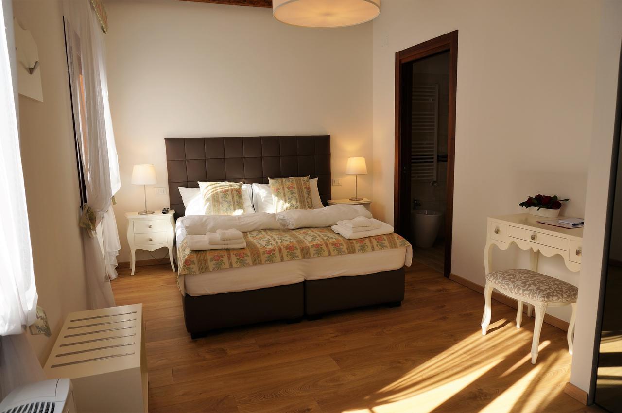 Double or Twin Room Garden View