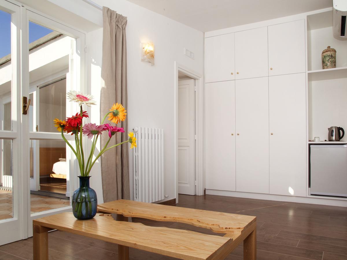 Family Room Terrace