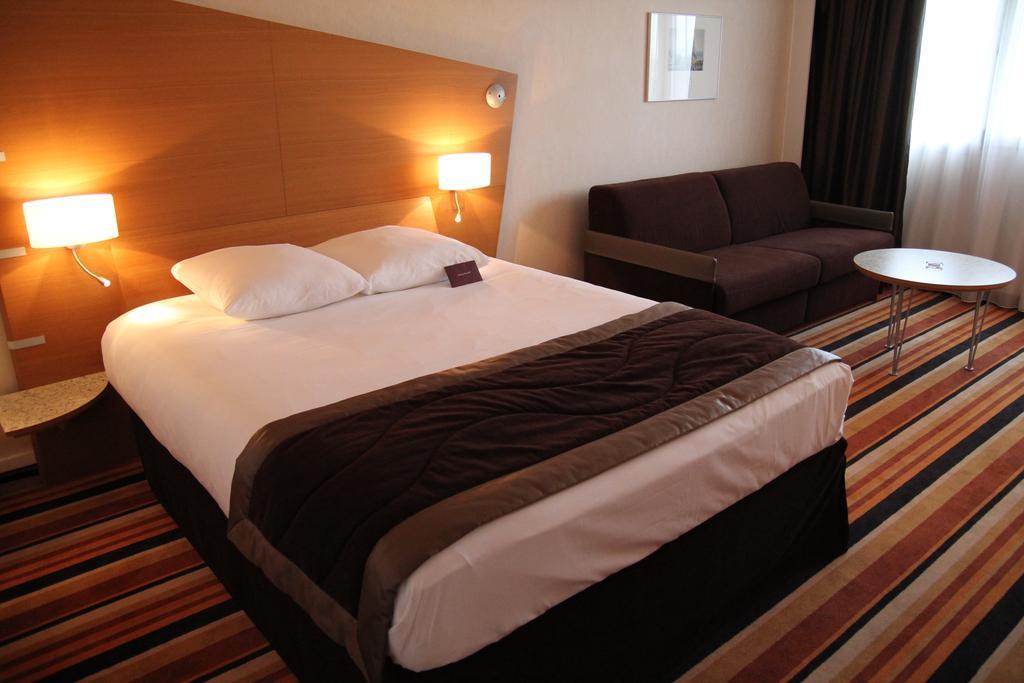 Superior Double Room Sofa Bed