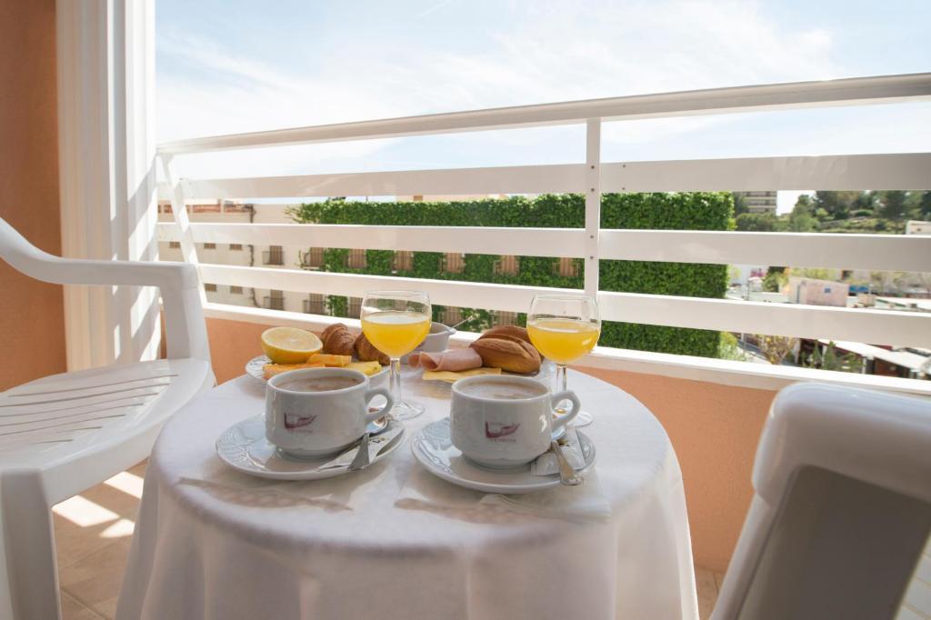 Chambre Double ou Lits Jumeaux avec Balcon