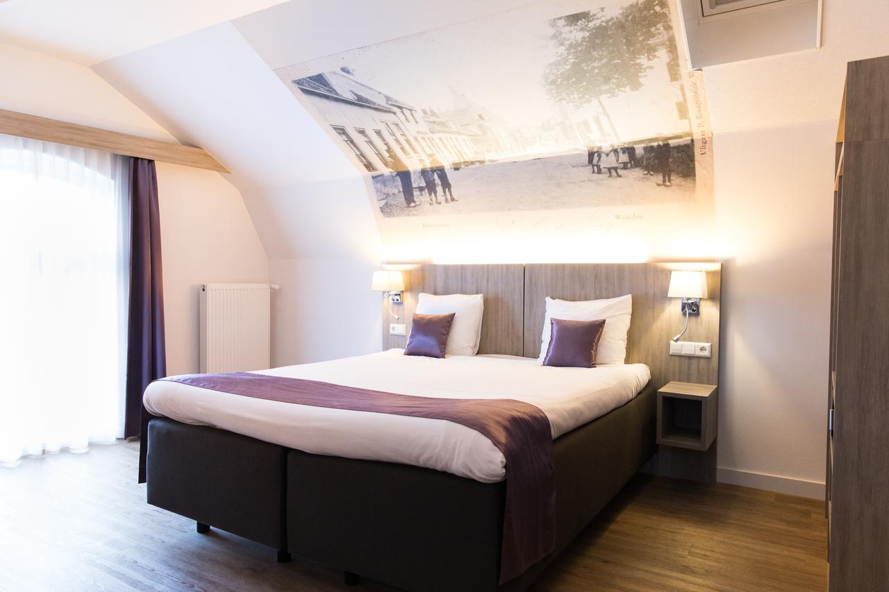 Deluxe King Room - Non-Smoking,633108810:JPEG