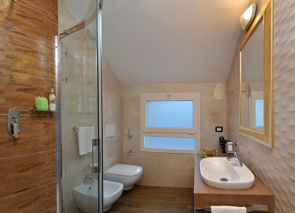 Double Room Terrace,695630382:JPEG