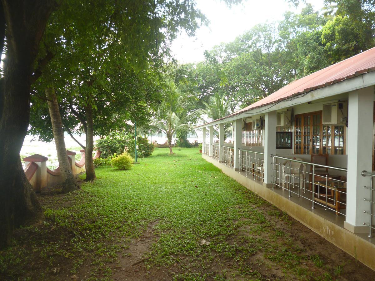 King Room Lake View