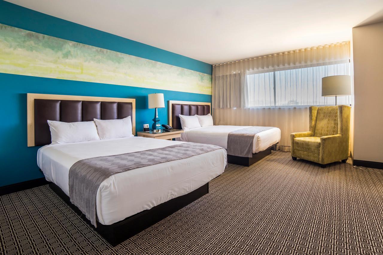 Grand Deluxe 2-Queen,1210177588:JPEG