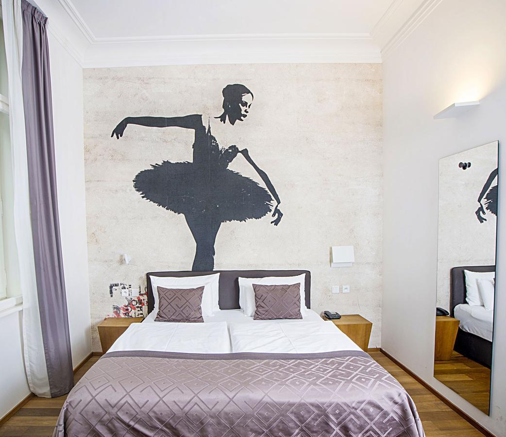 Superior Double Room Street View