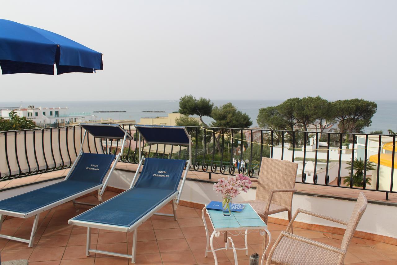 Junior Suite Partial Sea View