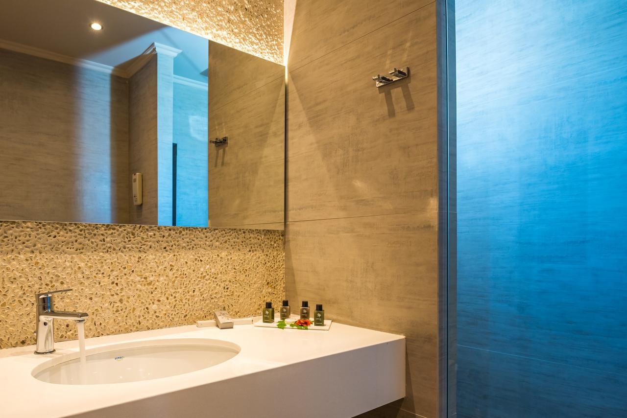 Superior Suite Private Pool