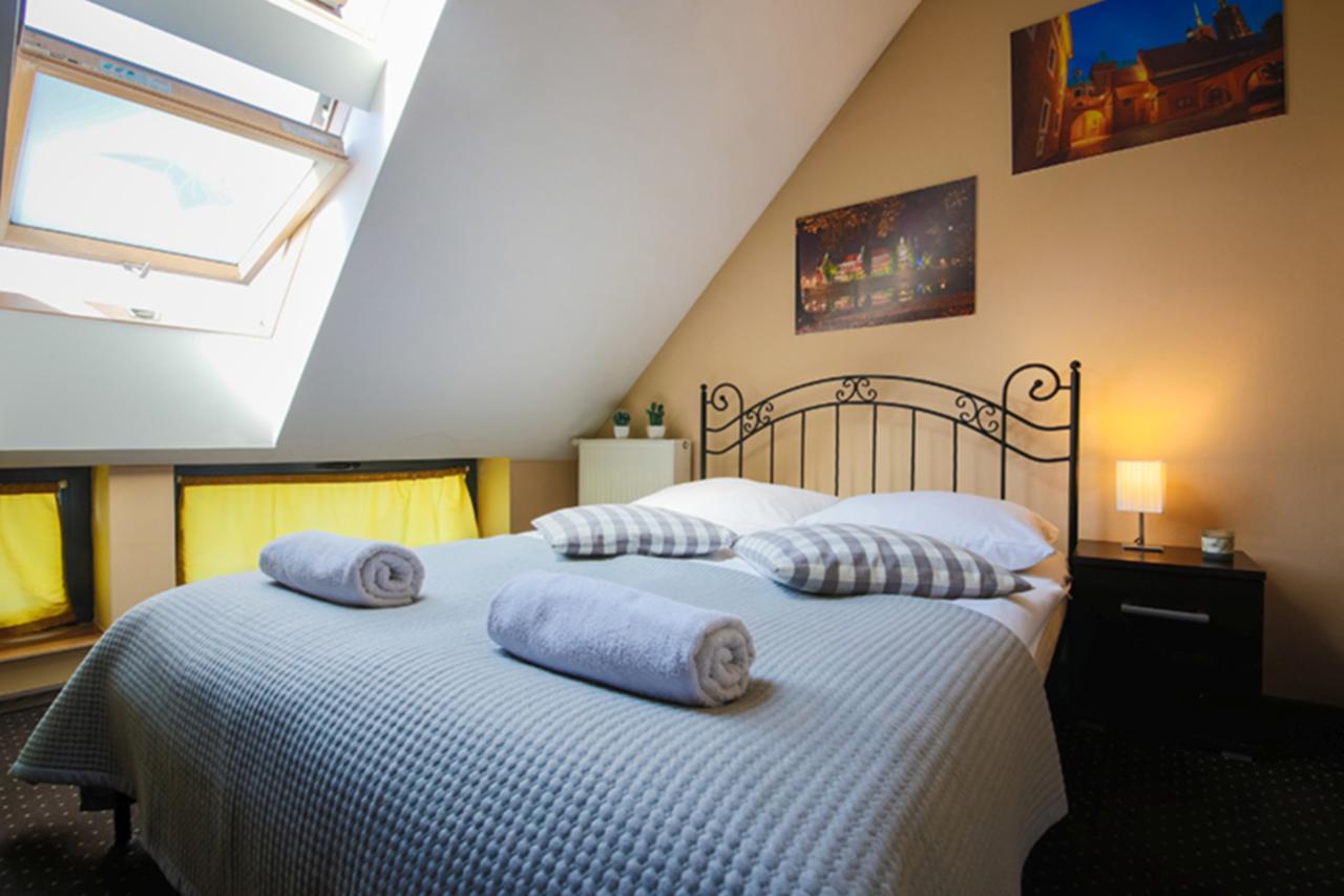 Double Room Private Bathroom