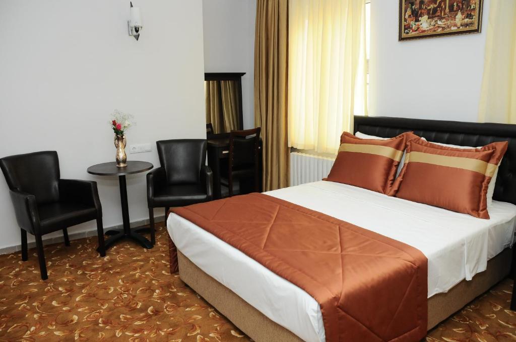 Deluxe Doppelzimmer (1 Erwachsener & 1 Kind)
