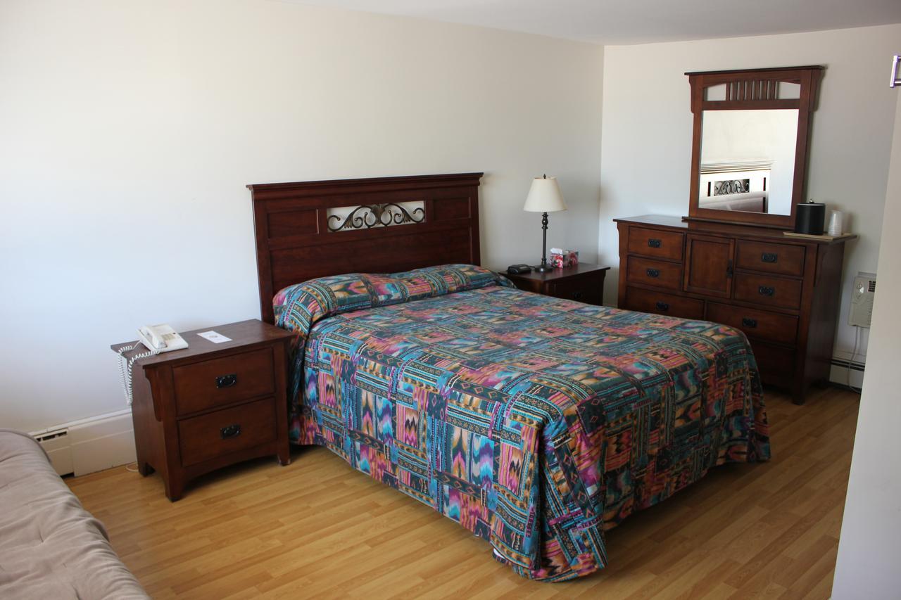 Queen Room,996989232:JPEG