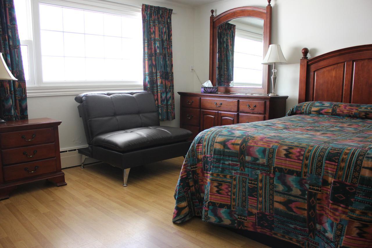 Queen Room Two Queen Beds