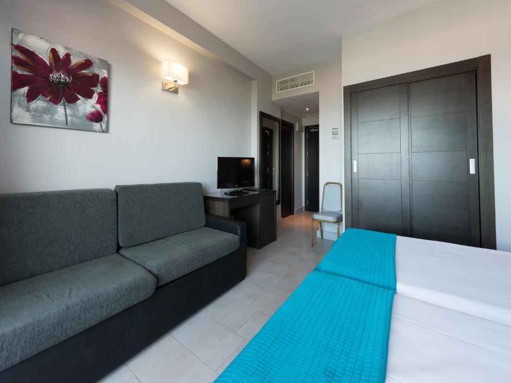 Basic Twin Room