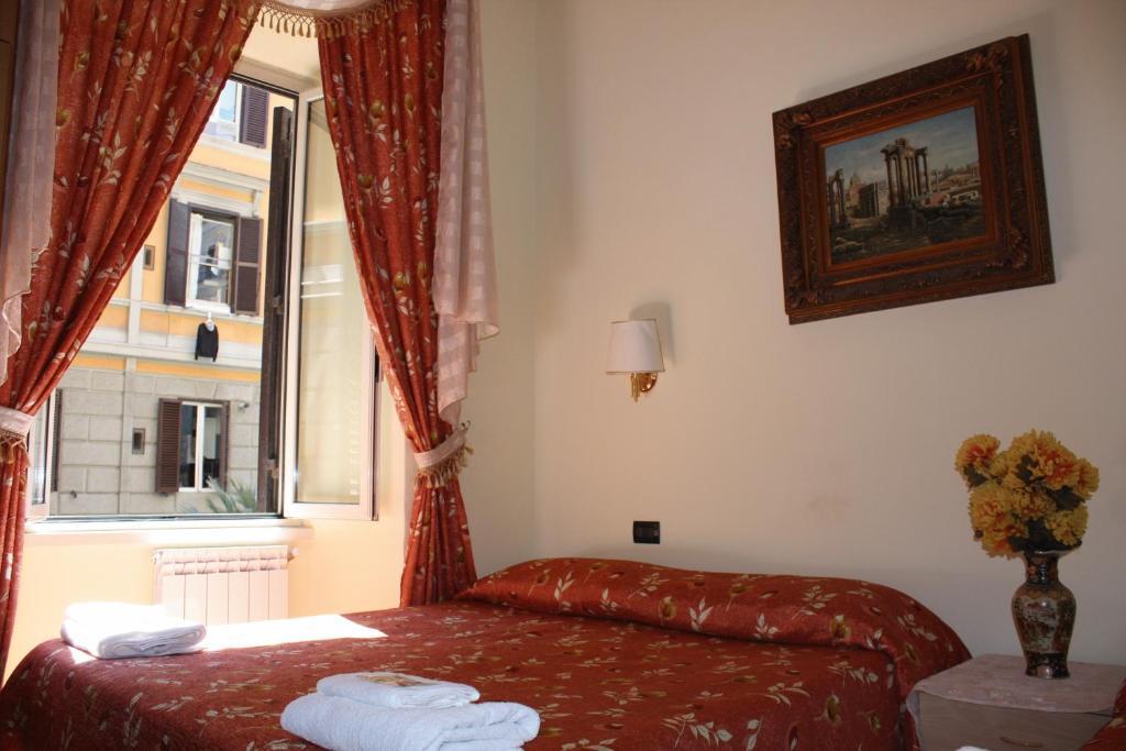 Double Room Private Bathroom