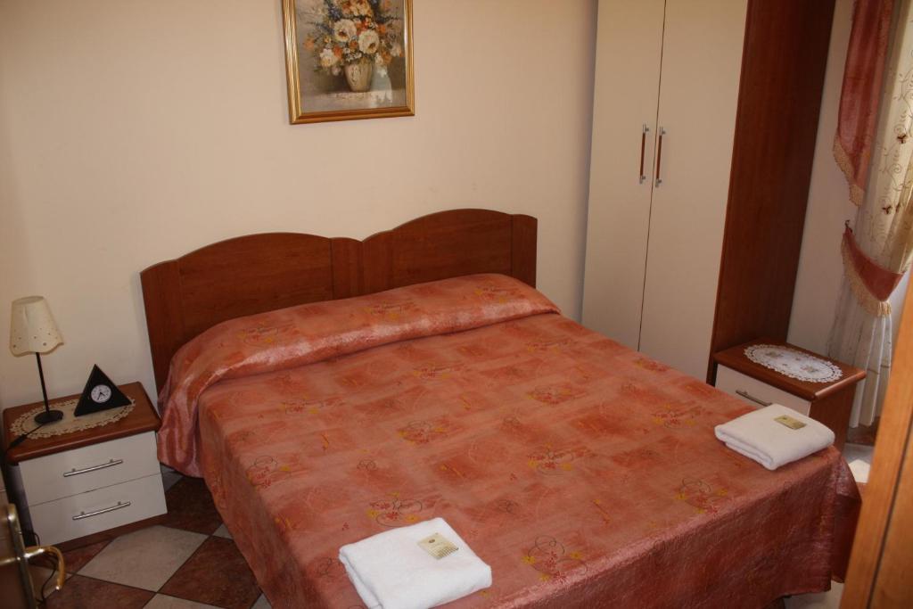 Double Room Private Bathroom