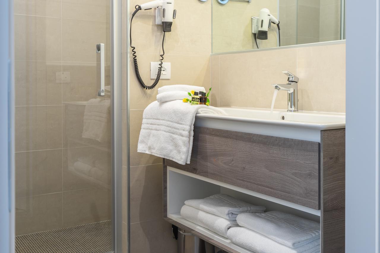 Double or Twin Room Balcony