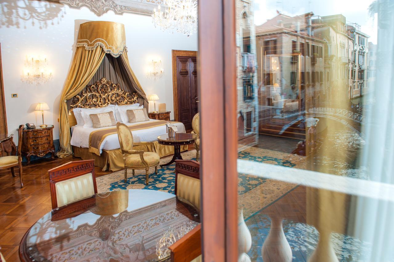 Executive Suite Canal View