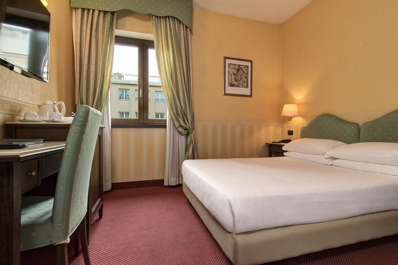 Classic Queen Room