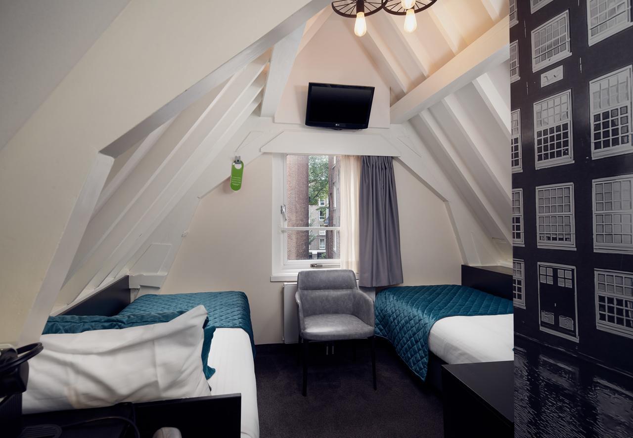 Economy Twin Room