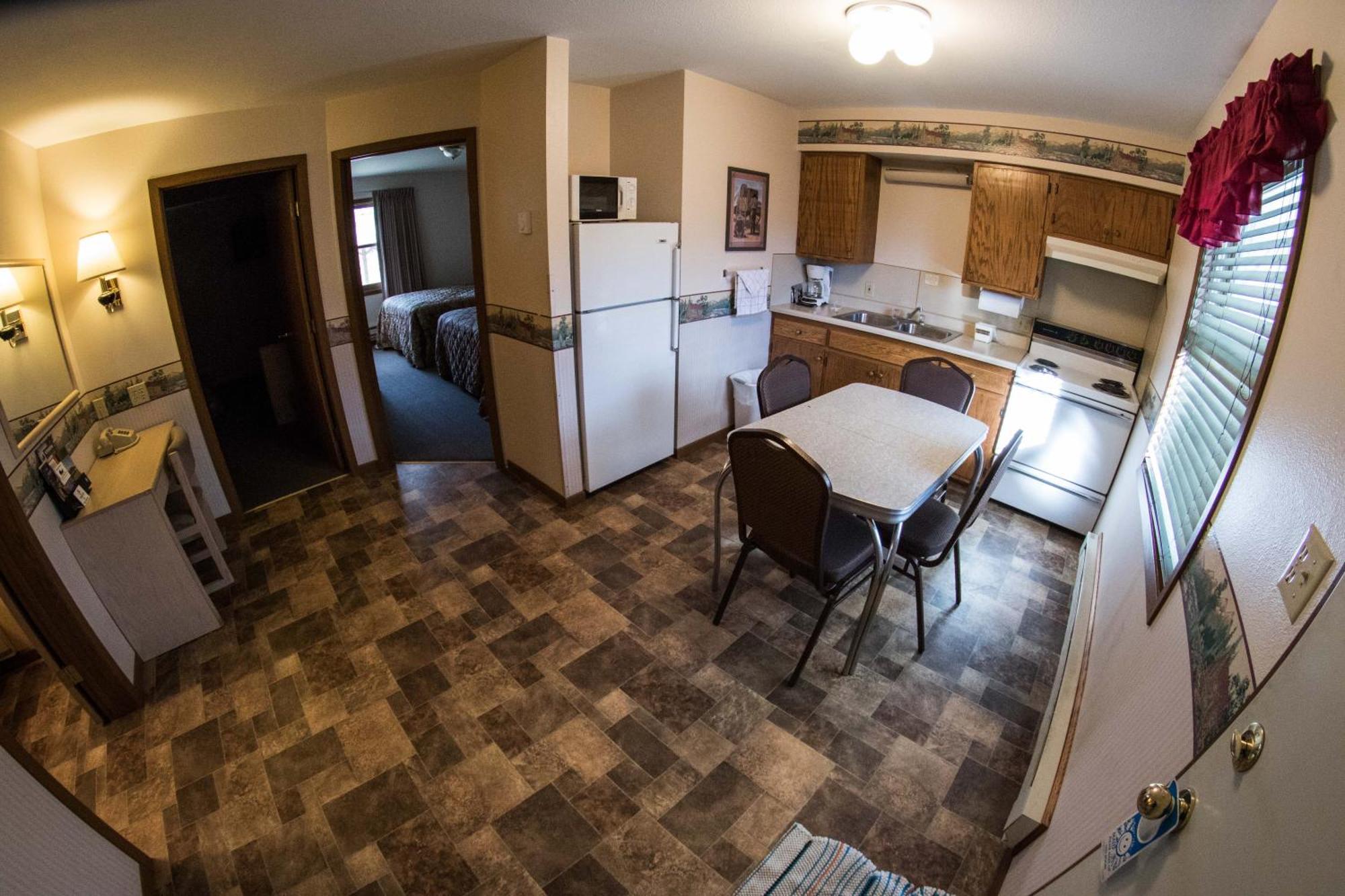 Two-Bedroom Suite Kitchenette,682628907:JPEG