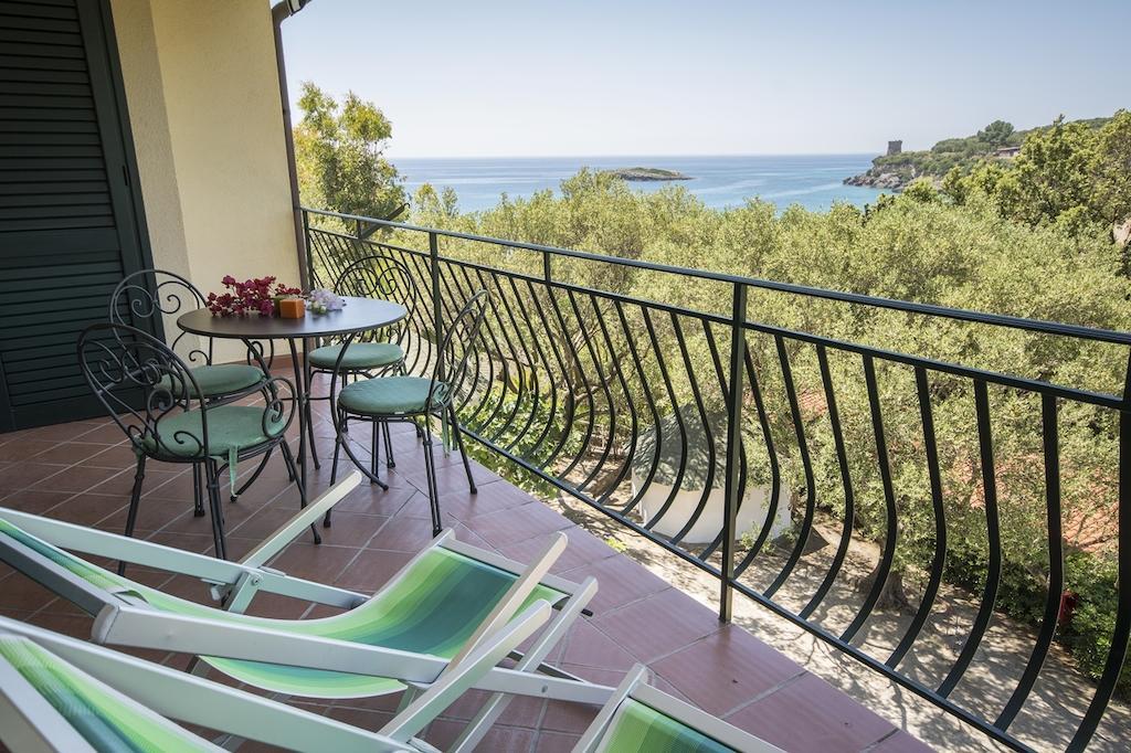 Two-Bedroom Apartment Sea View