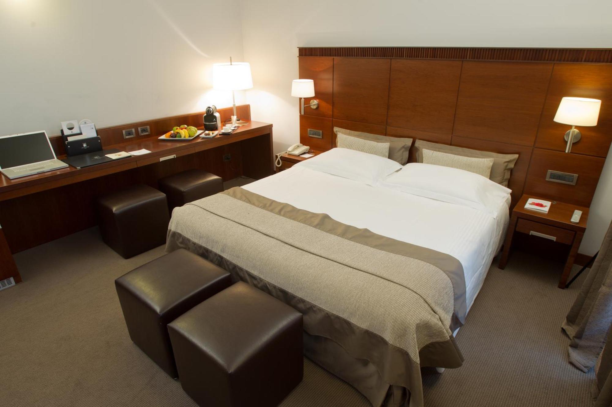 Quarto Superior com Cama de Casal ou 2 de Solteiro