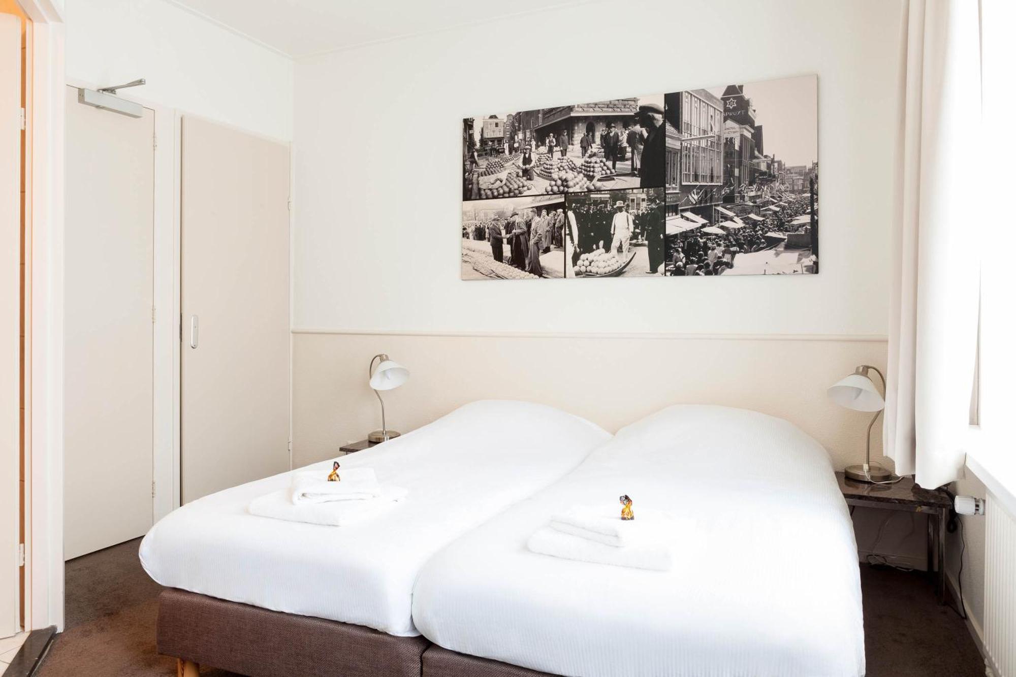 Small Twin Room