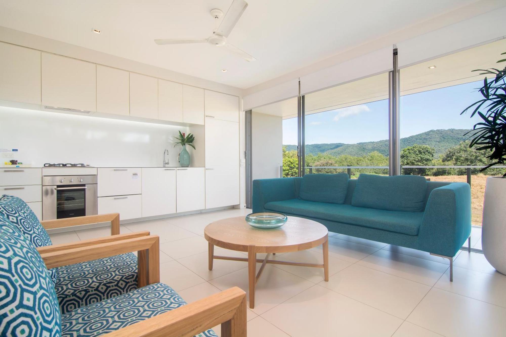 Two-Bedroom Apartment Pool Mountain View
