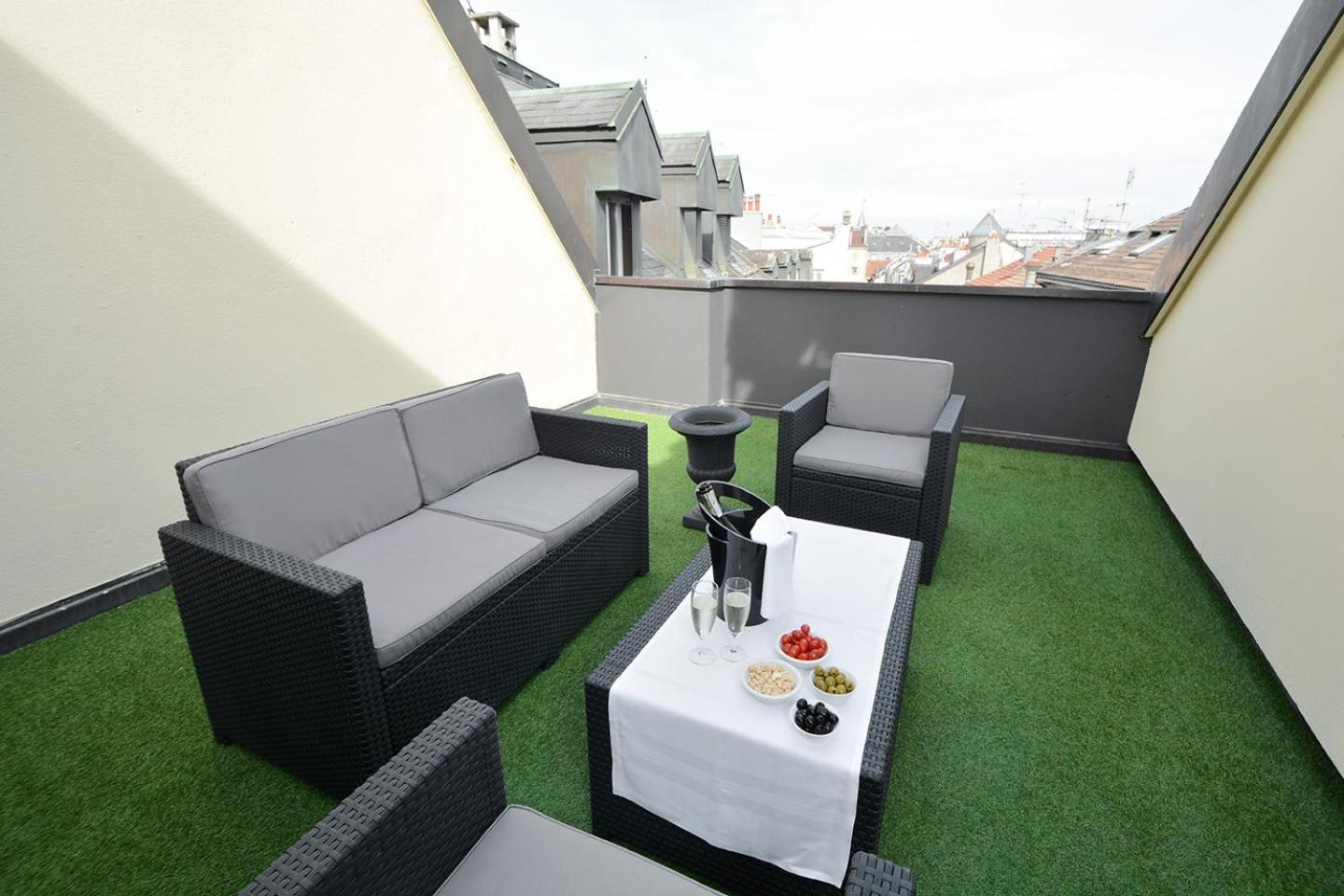 Duplex Studio Terrace