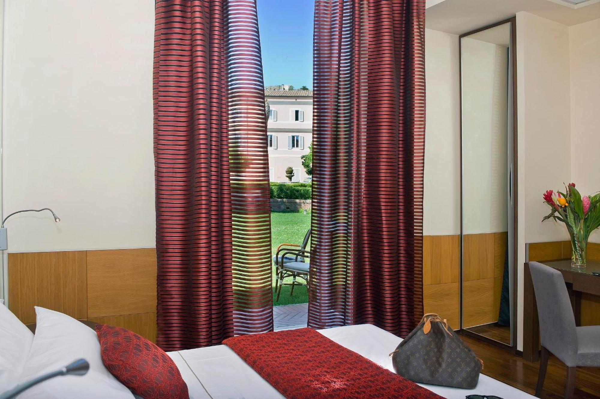 Doppel-/Zweibettzimmer mit Aussicht