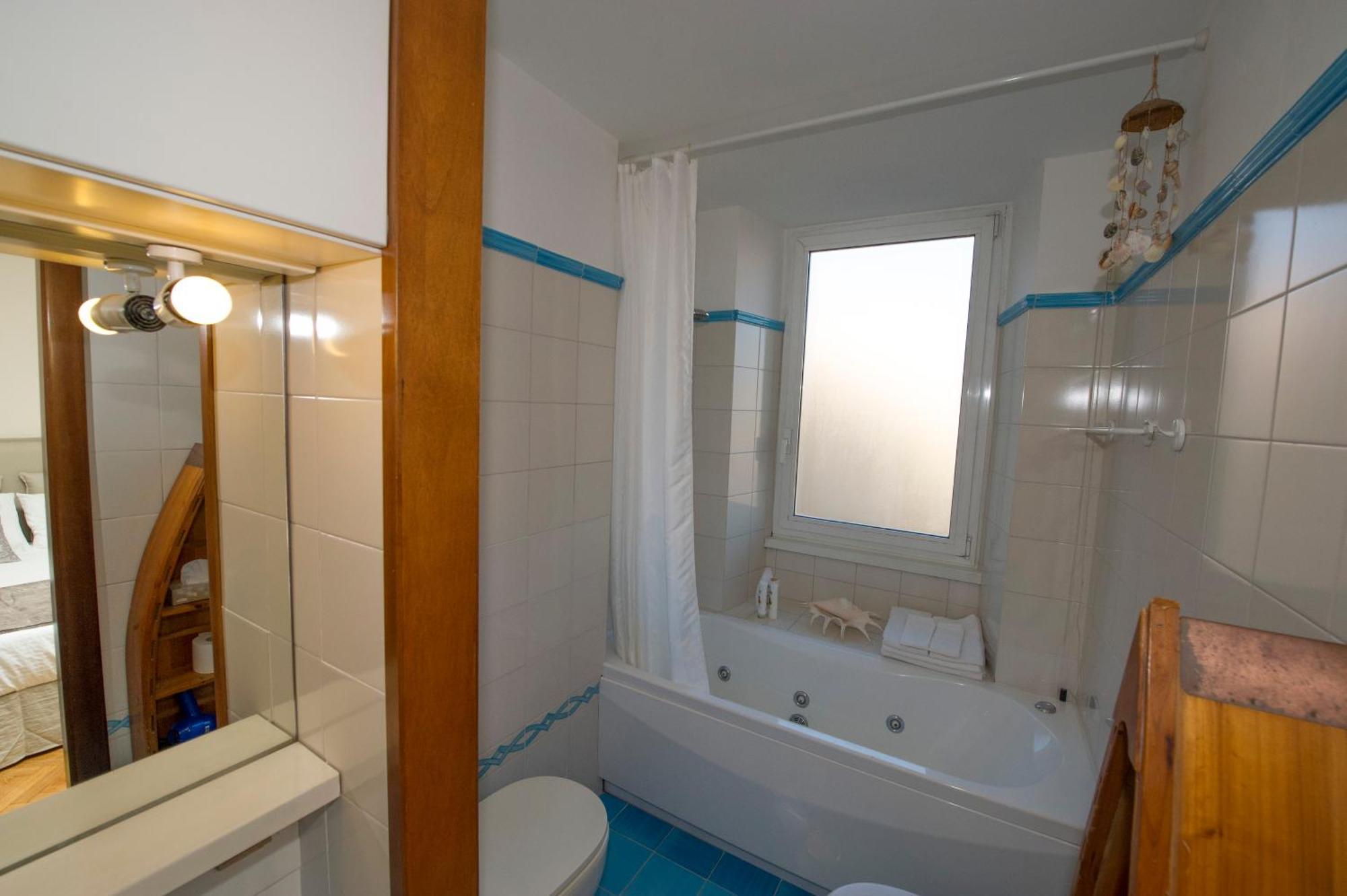 Deluxe Double Room Spa Bath
