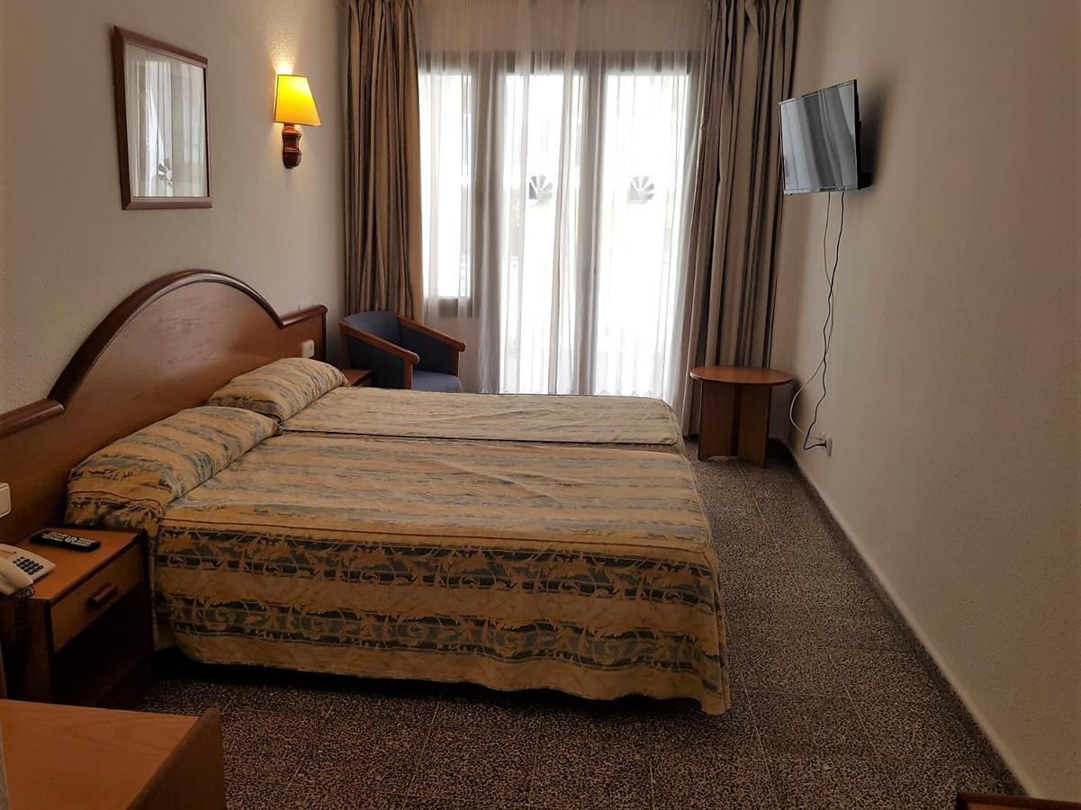 Twin Room Terrace