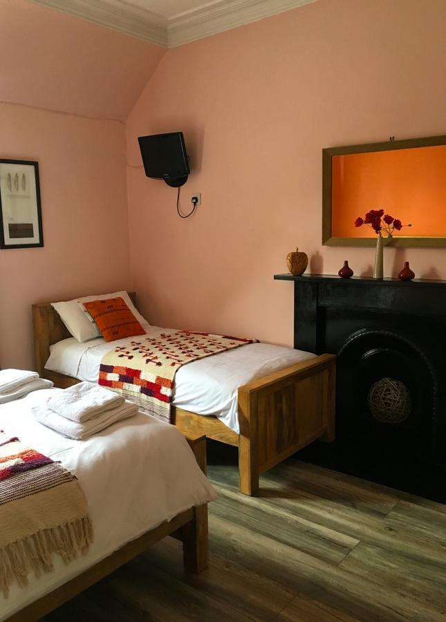Room 5 Triple Room