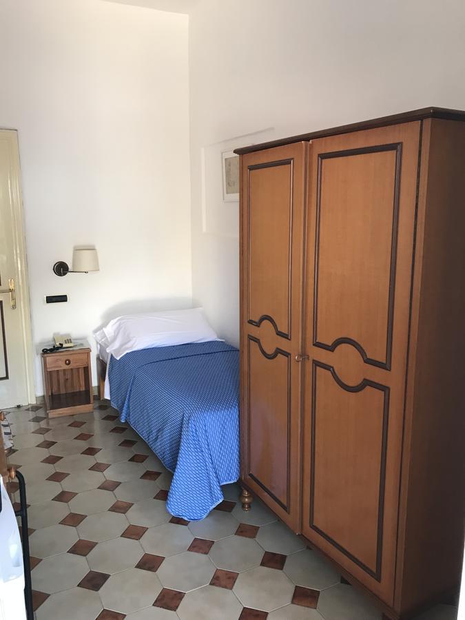 Small Single Room