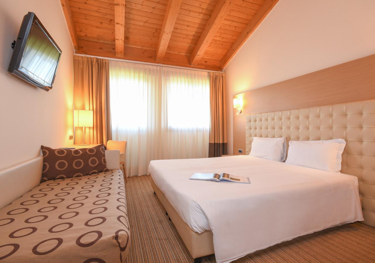 Superior Double Room,696917949:JPEG