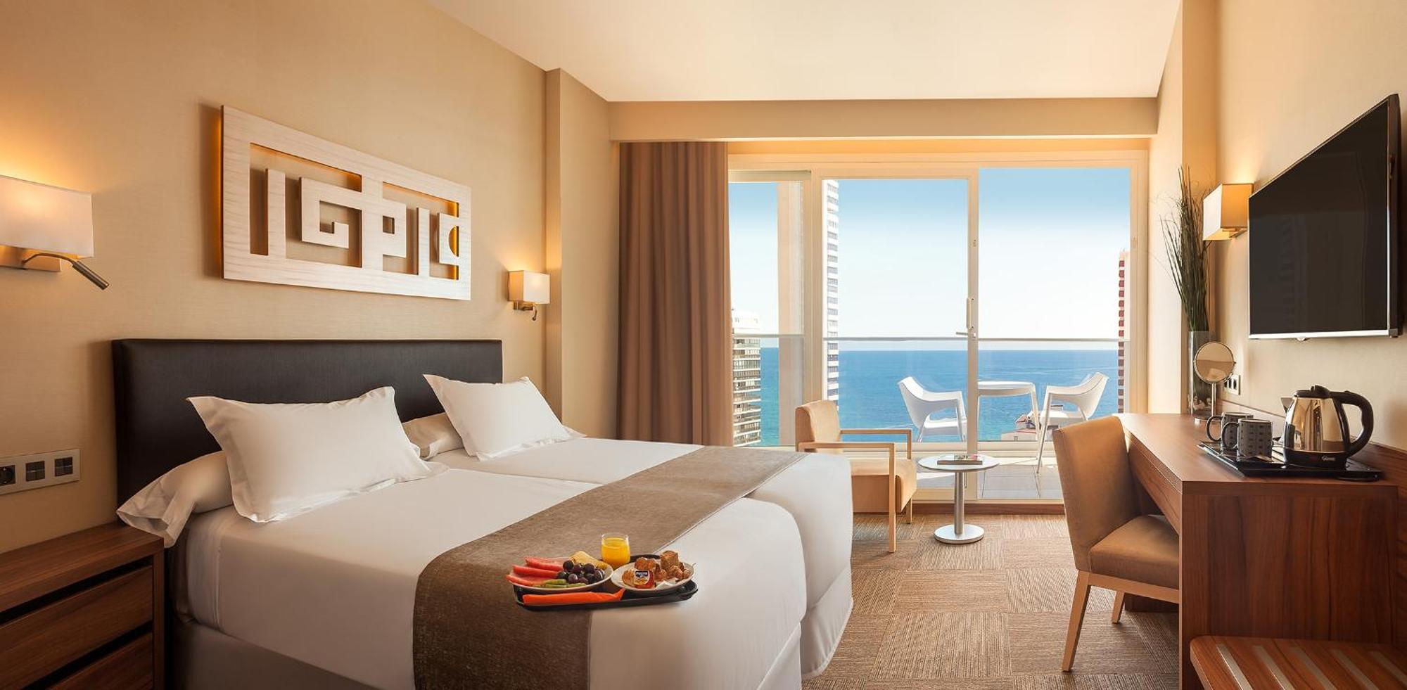 Quarto Superior com Cama de Casal ou 2 de Solteiro