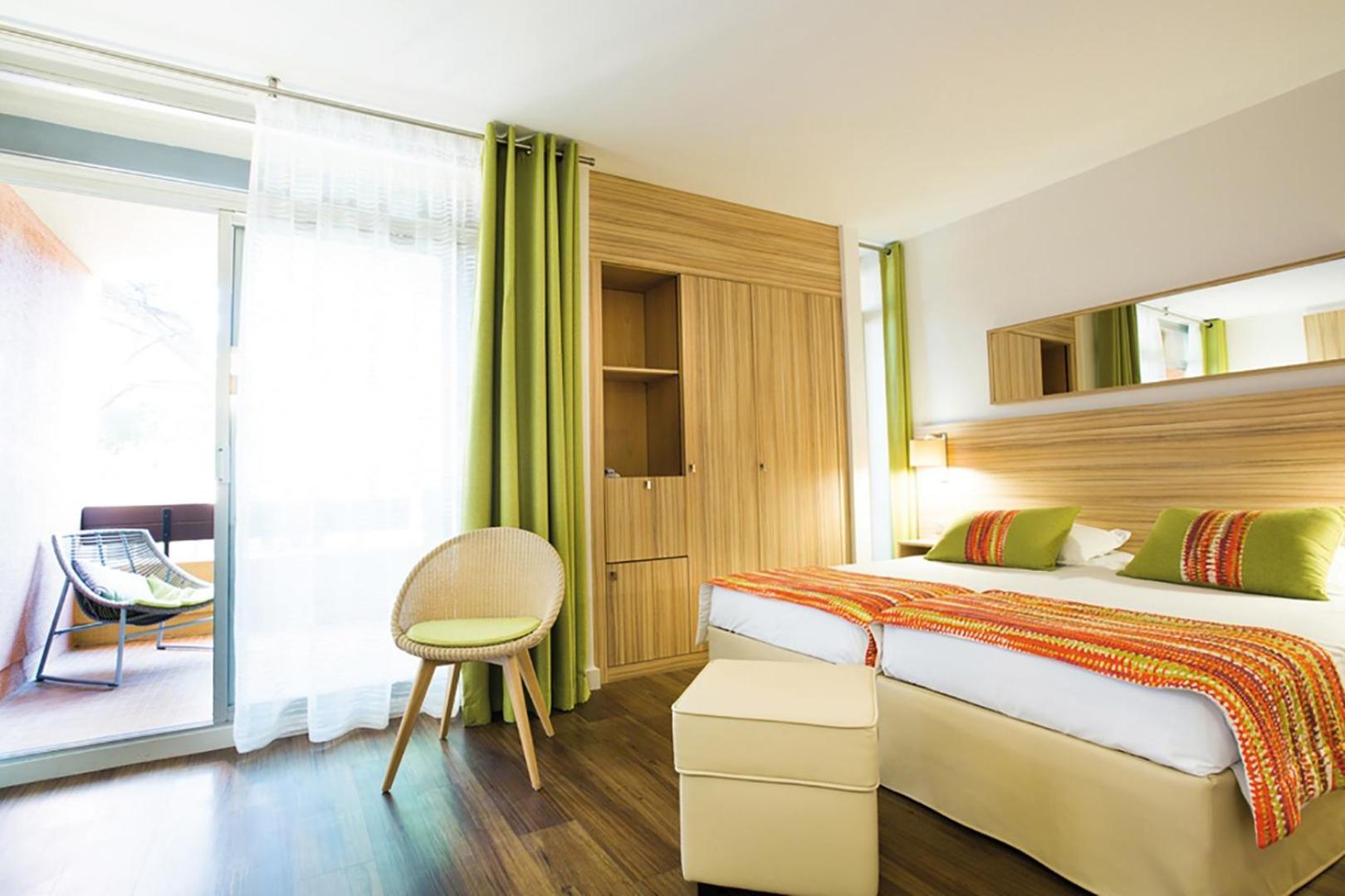 Triple Room Terrace