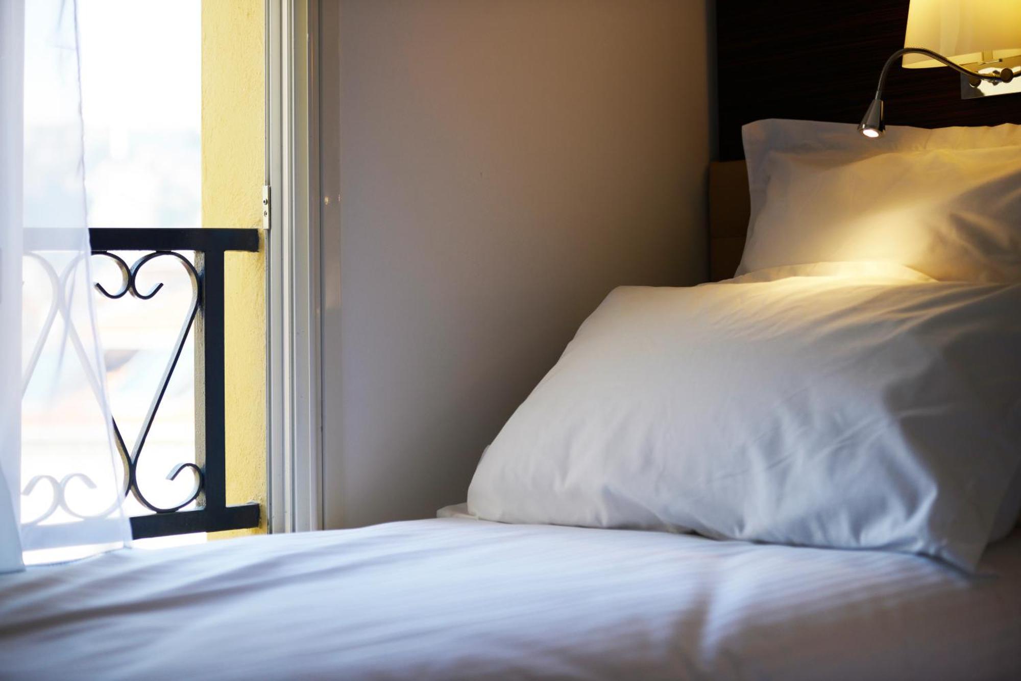 Small Single Room,773247727:JPEG