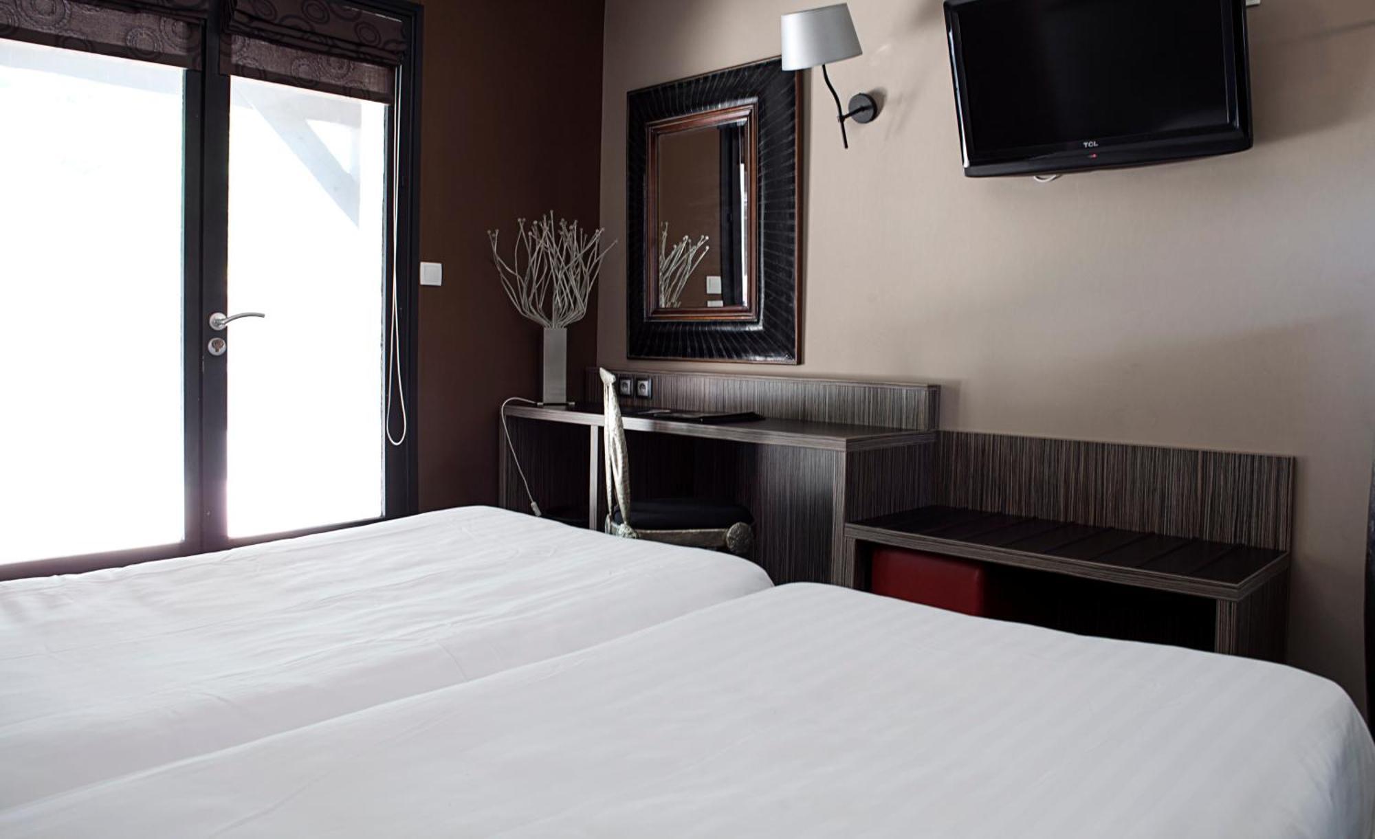 Double Room Bath