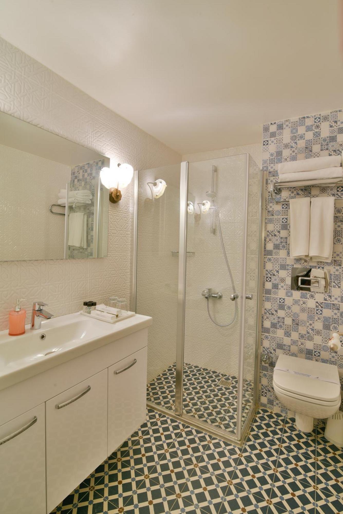 Deluxe Junior Suite